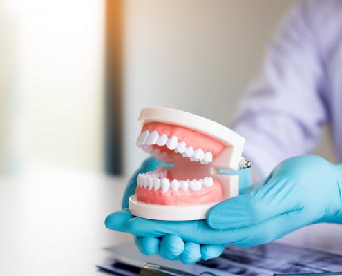 cuidar tus prótesis dentales