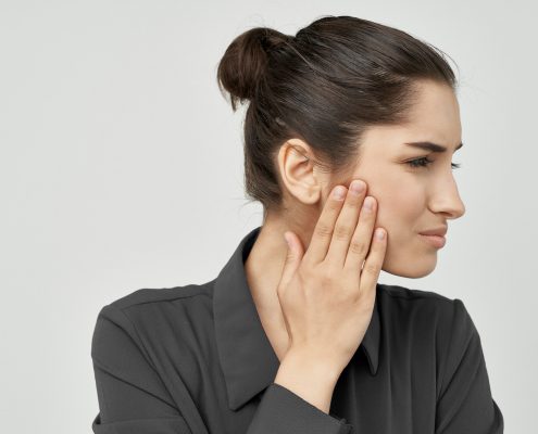 bloqueo mandibular al abrir la boca